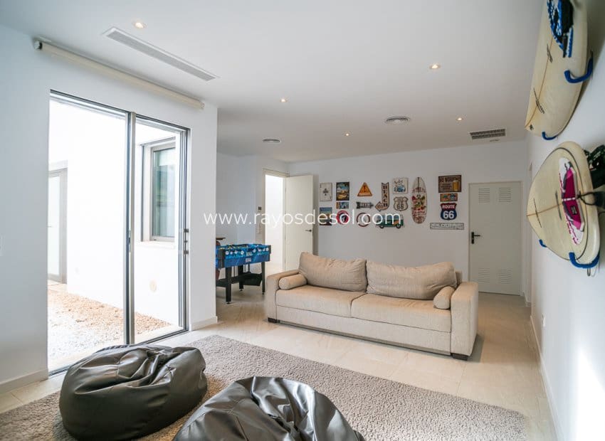 4 soveværelse Villa til salg i Las Colinas Golf med swimmingpool - € 950.000 (Ref: 8609184)