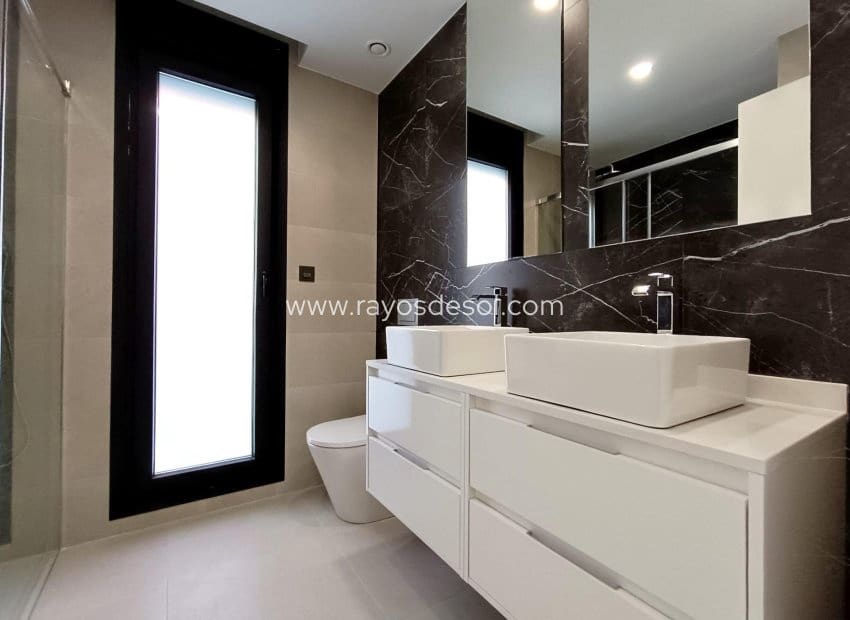 3 slaapkamer Villa te koop in Benijofar met zwembad - € 449.000 (Ref: 8646133)