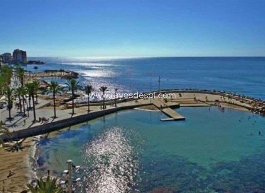 3 camera da letto Appartamento in vendita in Torrevieja con piscina - 279.000 € (Rif: 8646135)
