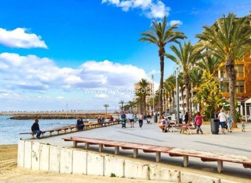3 camera da letto Appartamento in vendita in Torrevieja con piscina - 279.000 € (Rif: 8646135)