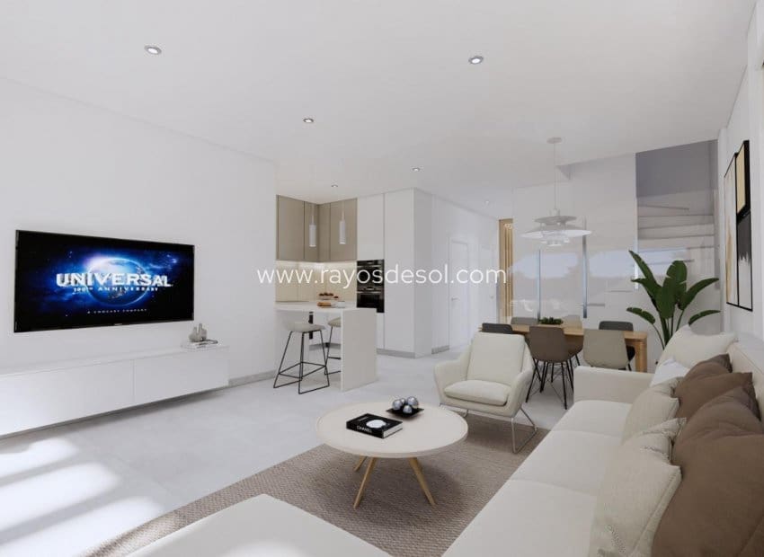3 makuuhuone Huvila myytävänä paikassa Los Alcazares mukana uima-altaan - 1 390 000 € (Ref: 8646137)