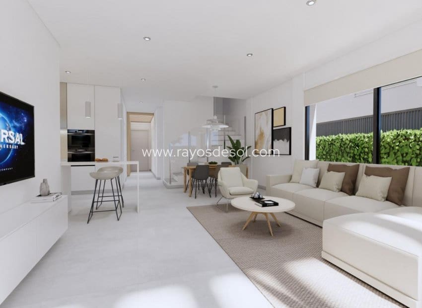 3 makuuhuone Huvila myytävänä paikassa Los Alcazares mukana uima-altaan - 1 390 000 € (Ref: 8646137)