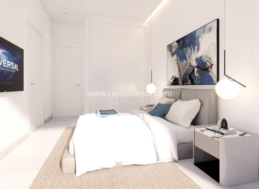 3 makuuhuone Huvila myytävänä paikassa Los Alcazares mukana uima-altaan - 1 390 000 € (Ref: 8646137)