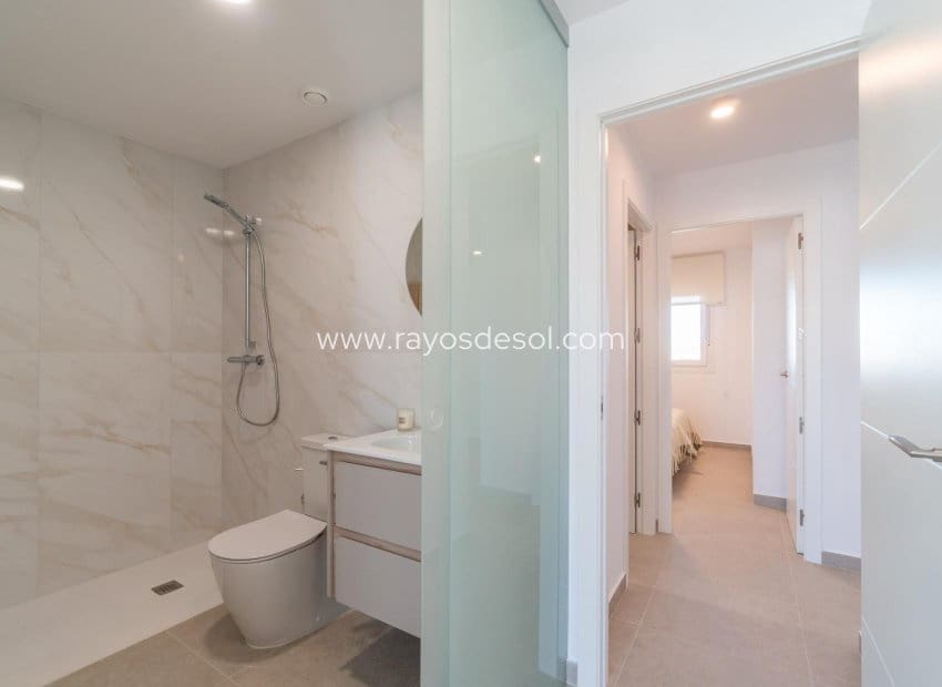 3 soverom Leilighet til salgs i Playa Flamenca med svømmebasseng - € 395 000 (Ref: 8646140)
