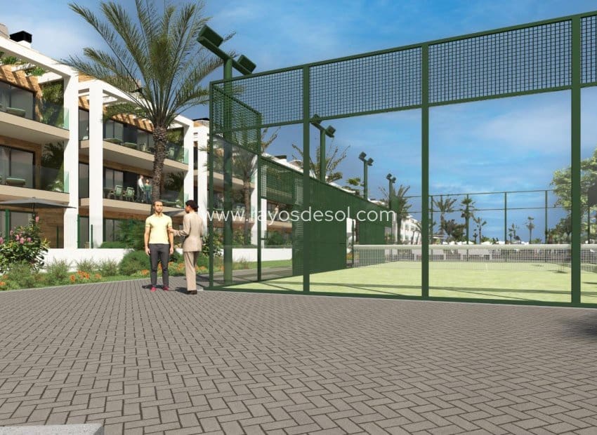 Apartamento de 3 habitaciones en Los Alcázares en venta con piscina - 365.000 € (Ref: 8655065)