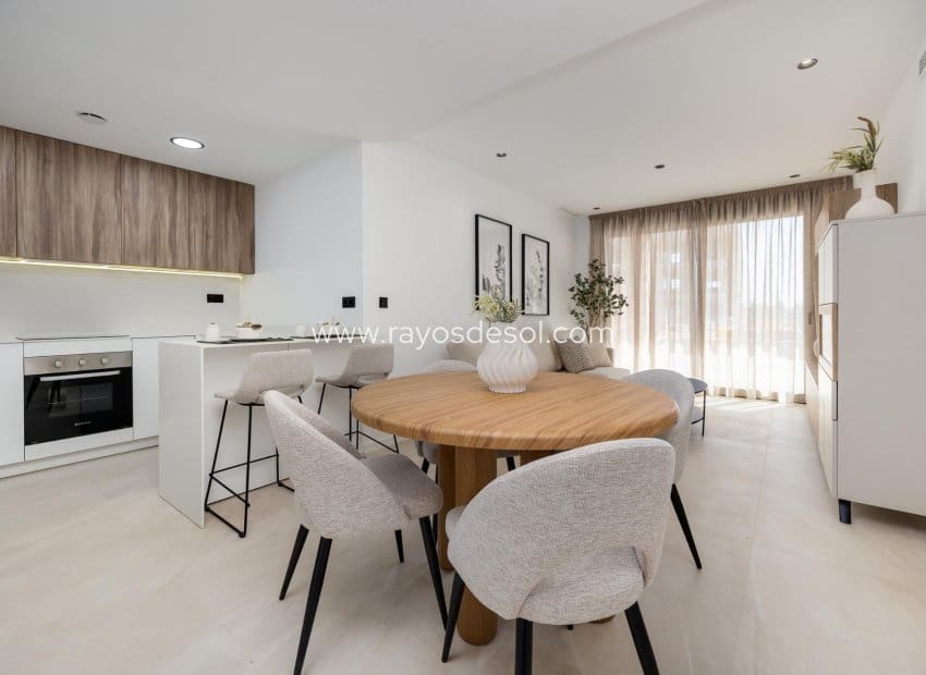 2 sovrum Takvåning till salu i Los Alcazares med pool - 325 000 € (Ref: 8655067)