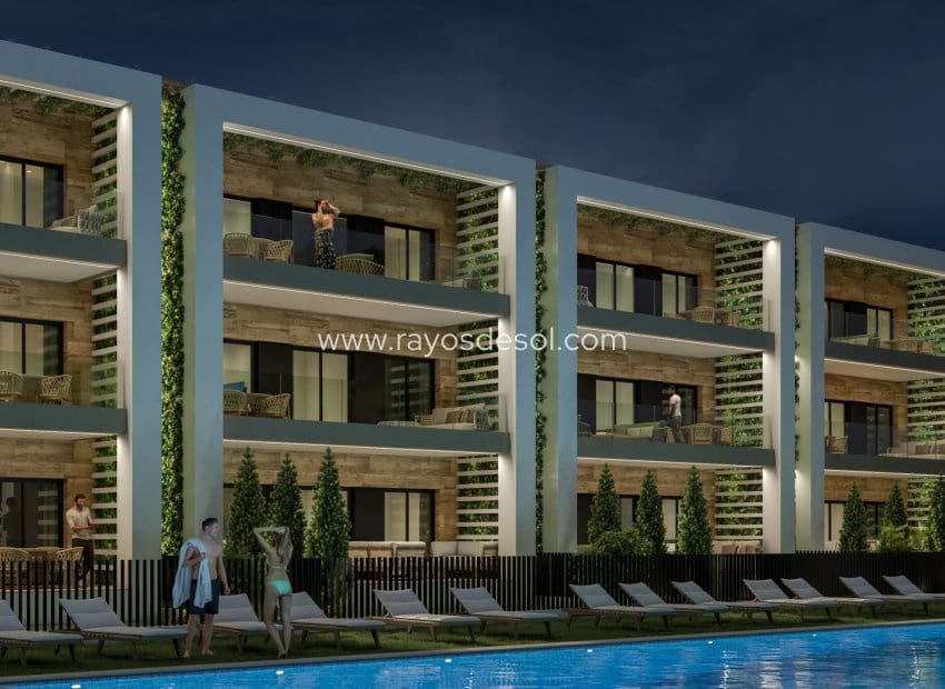 2 sovrum Takvåning till salu i Los Alcazares med pool - 325 000 € (Ref: 8655067)