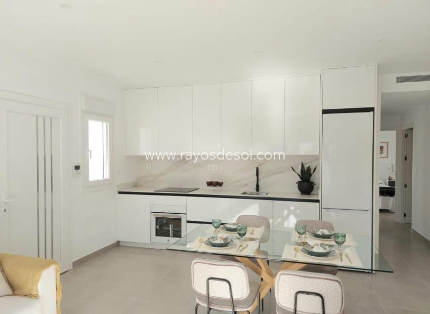 2 chambre Villa/Maison à vendre à Roldan avec piscine - 242 500 € (Ref: 8680343)