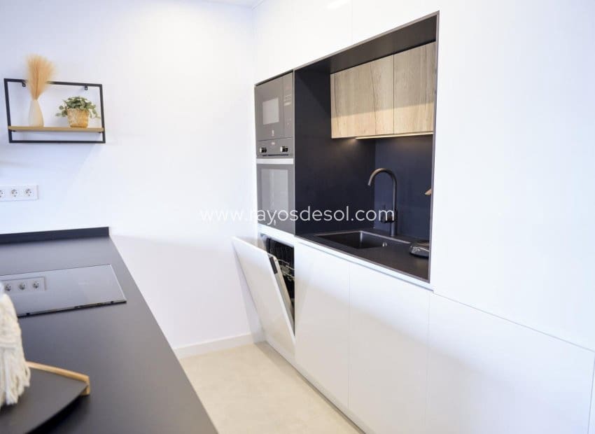 3 soveværelse Villa til salg i San Pedro del Pinatar med swimmingpool - € 439.000 (Ref: 8680925)