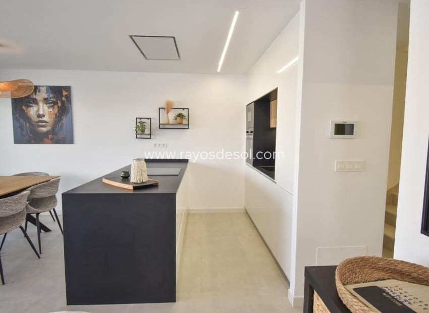 3 soveværelse Villa til salg i San Pedro del Pinatar med swimmingpool - € 439.000 (Ref: 8680925)