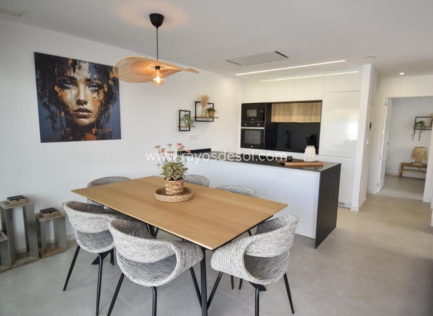 3 soveværelse Villa til salg i San Pedro del Pinatar med swimmingpool - € 439.000 (Ref: 8680925)