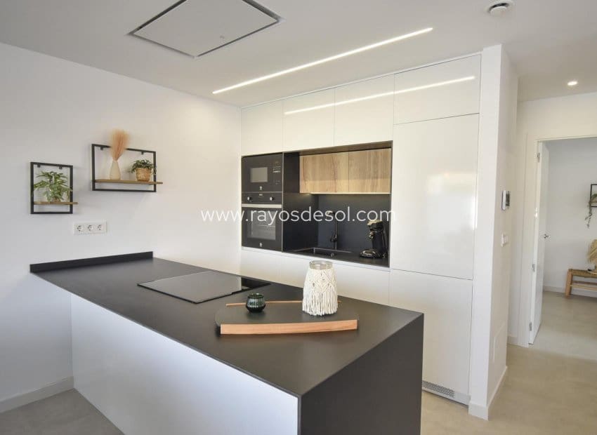 3 soveværelse Villa til salg i San Pedro del Pinatar med swimmingpool - € 439.000 (Ref: 8680925)