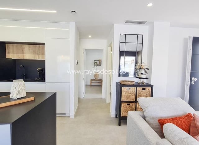 Chalet de 3 habitaciones en San Pedro del Pinatar ciudad, San Pedro del Pinatar en venta con piscina - 445.000 € (Ref: 8680925)