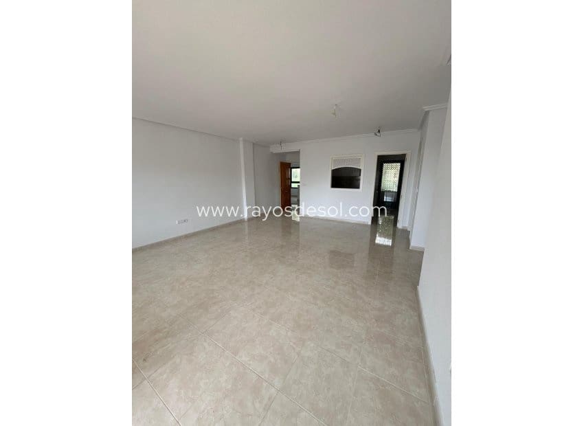 2 sovrum Takvåning till salu i Orihuela Costa med pool - 347 700 € (Ref: 8692147)