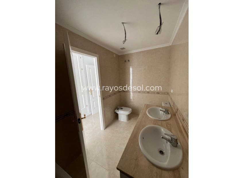 2 sovrum Takvåning till salu i Orihuela Costa med pool - 347 700 € (Ref: 8692147)
