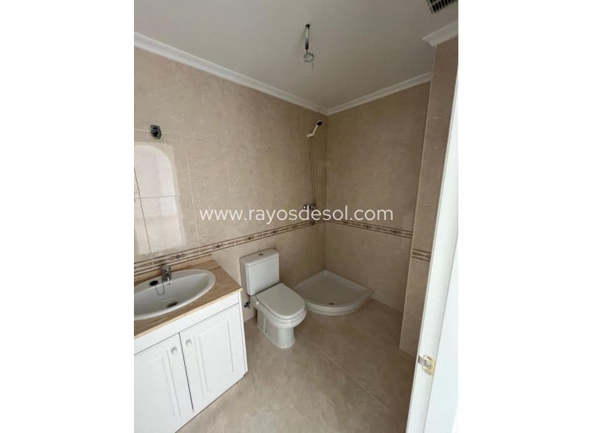 2 sovrum Takvåning till salu i Orihuela Costa med pool - 347 700 € (Ref: 8692147)