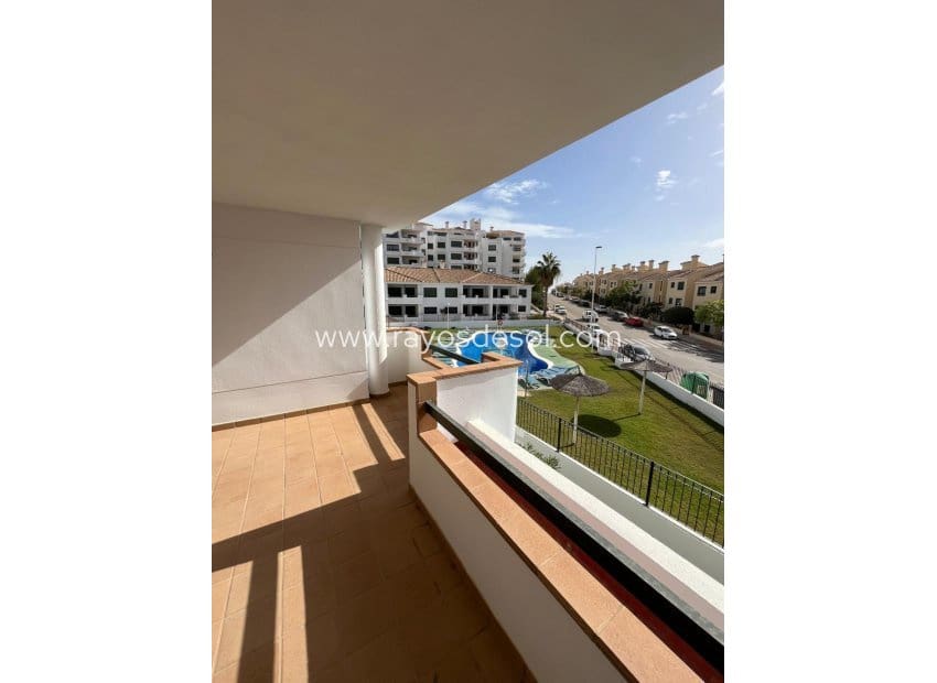 2 sovrum Takvåning till salu i Orihuela Costa med pool - 347 700 € (Ref: 8692147)