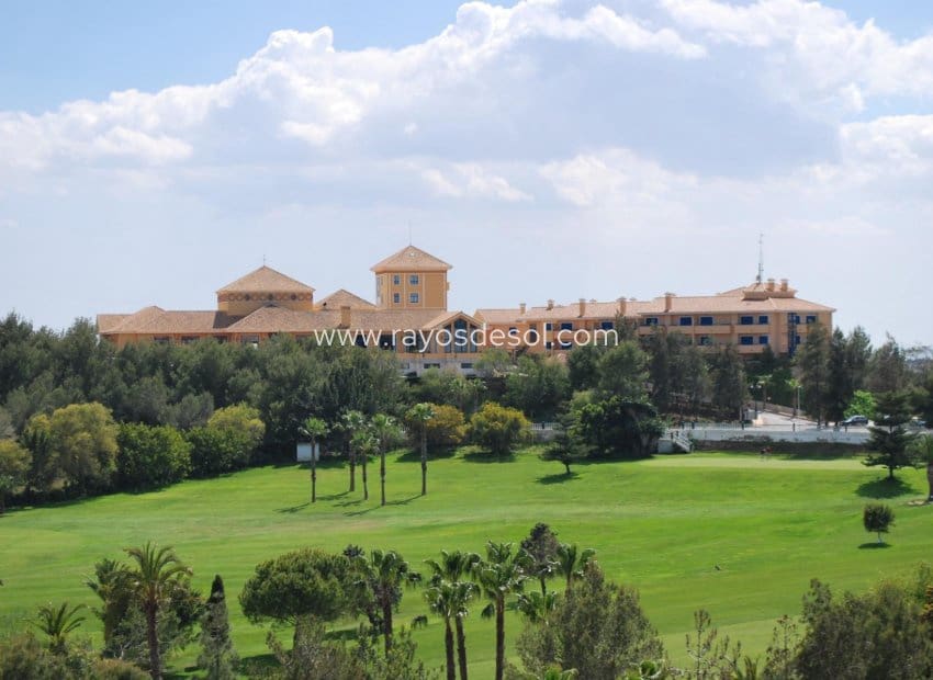 2 sovrum Takvåning till salu i Orihuela Costa med pool - 347 700 € (Ref: 8692147)