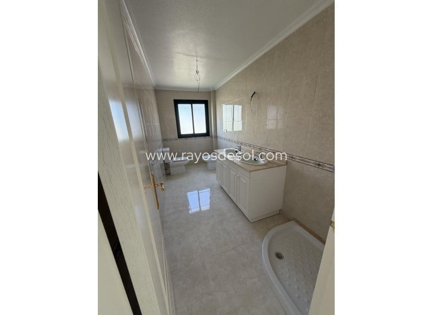 2 soverom Leilighet til salgs i Orihuela Costa med svømmebasseng - € 298 900 (Ref: 8692149)