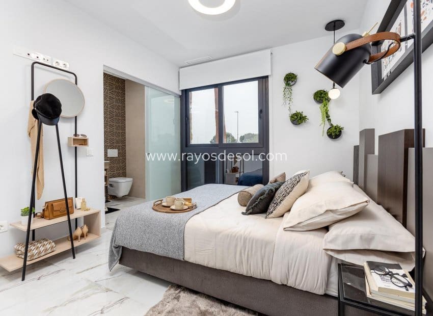 2 makuuhuone Huoneisto myytävänä paikassa Ciudad Quesada mukana uima-altaan - 322 000 € (Ref: 8710514)