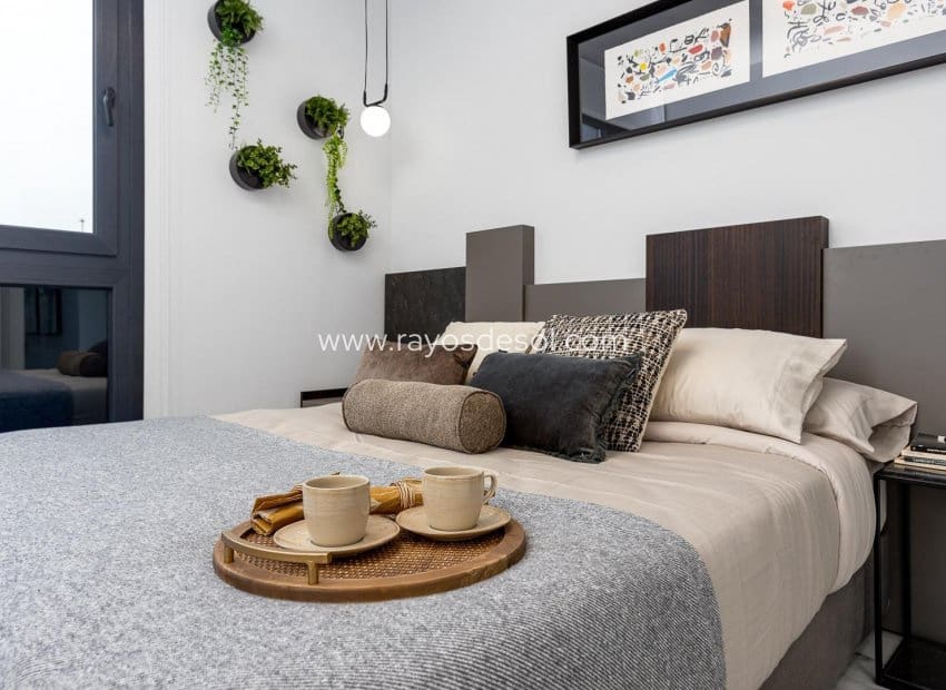 2 makuuhuone Huoneisto myytävänä paikassa Ciudad Quesada mukana uima-altaan - 322 000 € (Ref: 8710514)