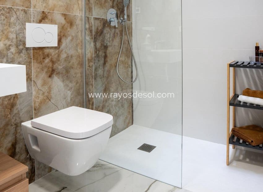 3 soveværelse Villa til salg i Ciudad Quesada med swimmingpool - € 496.000 (Ref: 8710516)