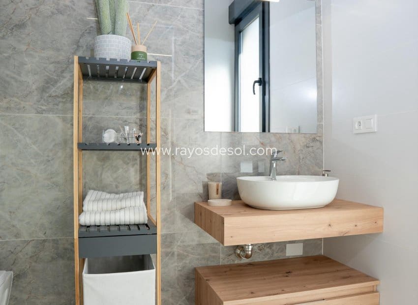 3 soveværelse Villa til salg i Ciudad Quesada med swimmingpool - € 496.000 (Ref: 8710516)