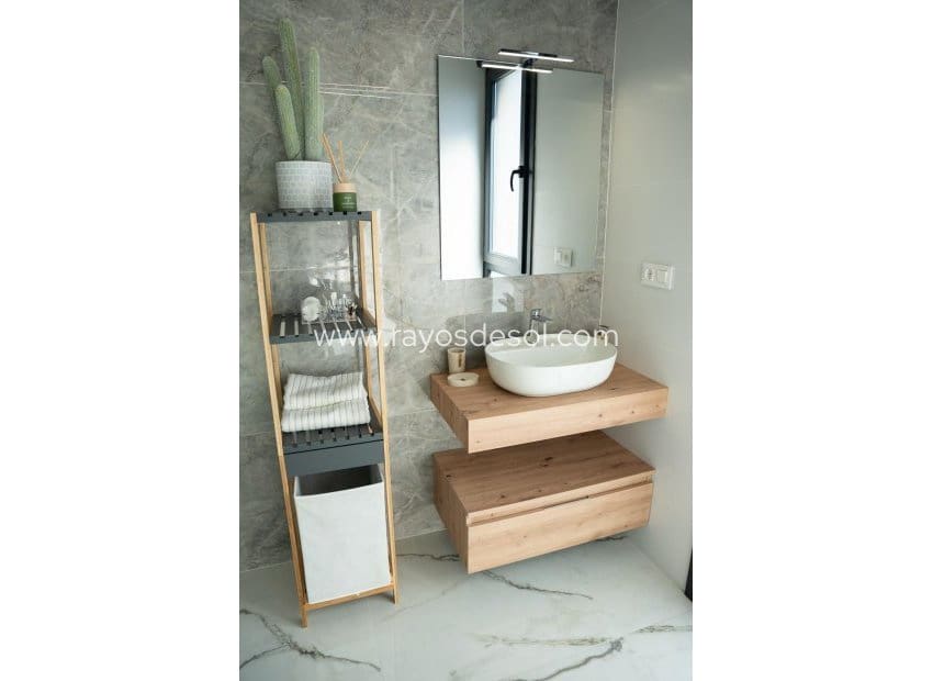 3 soveværelse Villa til salg i Ciudad Quesada med swimmingpool - € 496.000 (Ref: 8710516)