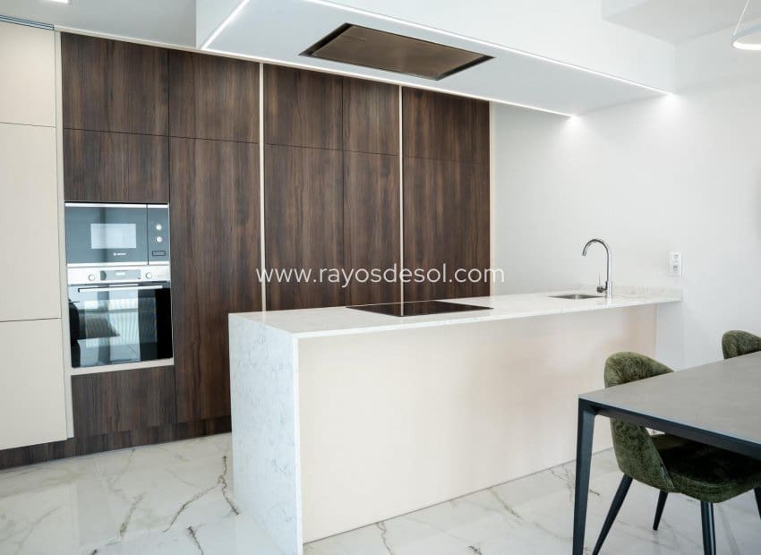 3 makuuhuone Huvila myytävänä paikassa Ciudad Quesada mukana uima-altaan - 549 000 € (Ref: 8710516)