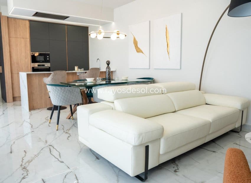 3 soveværelse Villa til salg i Ciudad Quesada med swimmingpool - € 496.000 (Ref: 8710517)