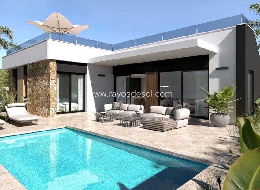 3 soveværelse Villa til salg i Ciudad Quesada med swimmingpool - € 496.000 (Ref: 8710517)