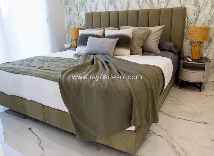 3 soveværelse Villa til salg i Ciudad Quesada med swimmingpool - € 496.000 (Ref: 8710517)