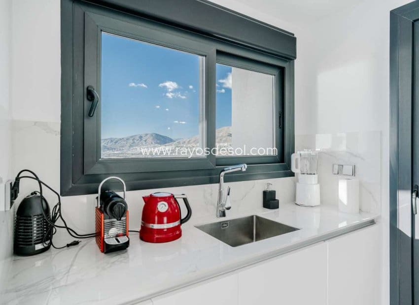 2 soveværelse Lejlighed til salg i Benidorm med swimmingpool - € 1.600.000 (Ref: 8713836)