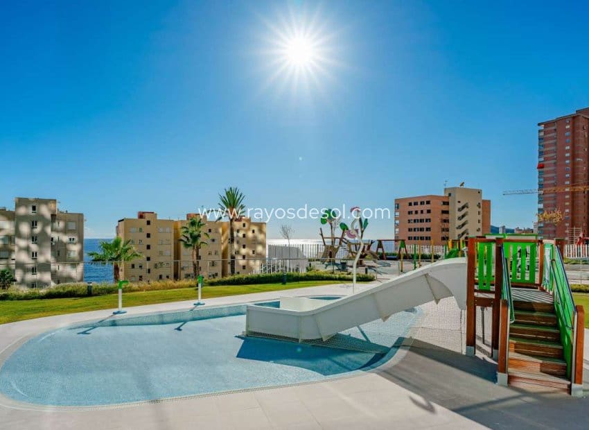 2 Zimmer Apartment zu verkaufen in Benidorm mit Pool - 1.600.000 € (Ref: 8713836)