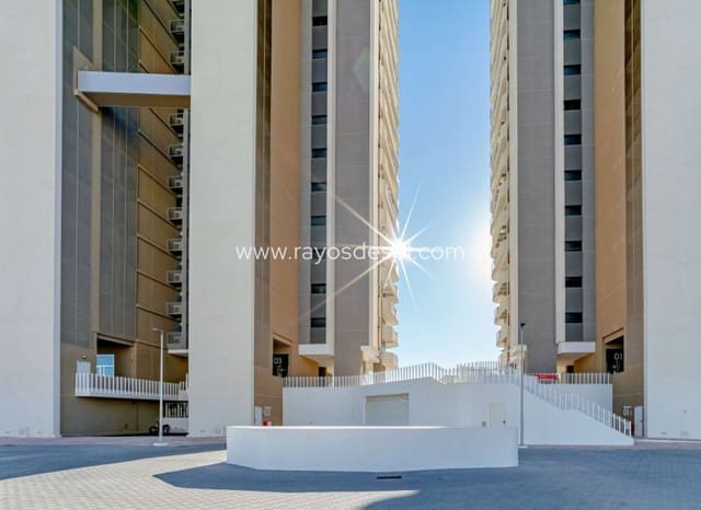 Apartamento de 2 habitaciones en Benidorm en venta con piscina - 1.600.000 € (Ref: 8713836)
