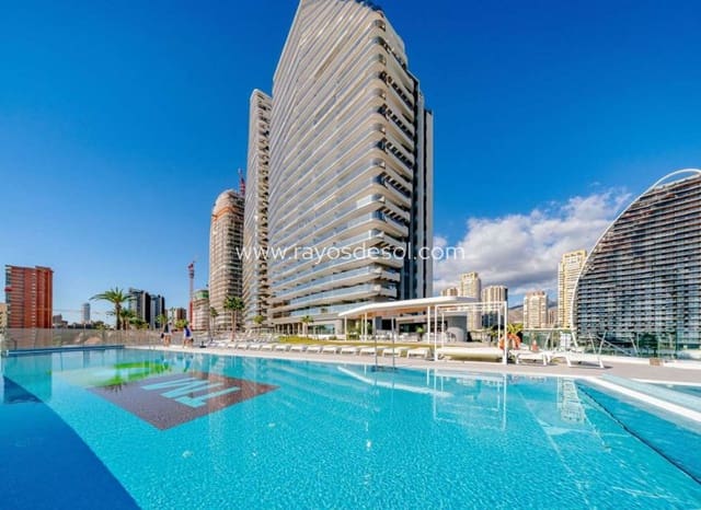 Apartamento de 2 habitaciones en Benidorm en venta con piscina - 1.600.000 € (Ref: 8713836)