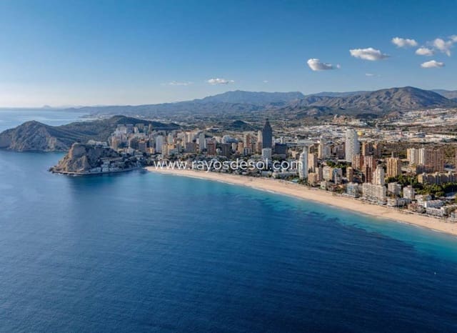 2 soveværelse Lejlighed til salg i Benidorm med swimmingpool - € 1.600.000 (Ref: 8713836)