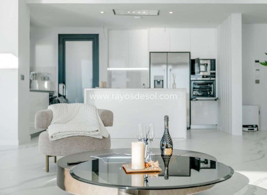2 quarto Apartamento para venda em Benidorm com piscina - 1 600 000 € (Ref: 8713836)