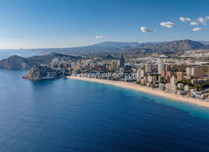 2 sypialnia Apartament na sprzedaż w Benidorm z basenem - 1 600 000 € (Ref: 8713836)