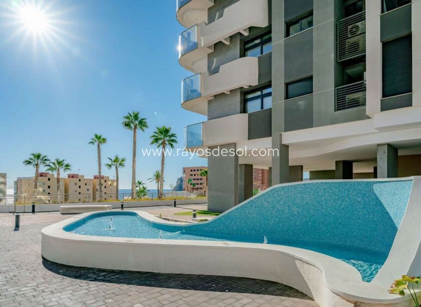 2 sypialnia Apartament na sprzedaż w Benidorm z basenem - 1 600 000 € (Ref: 8713836)
