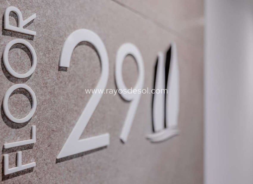 2 sypialnia Apartament na sprzedaż w Benidorm z basenem - 1 600 000 € (Ref: 8713836)