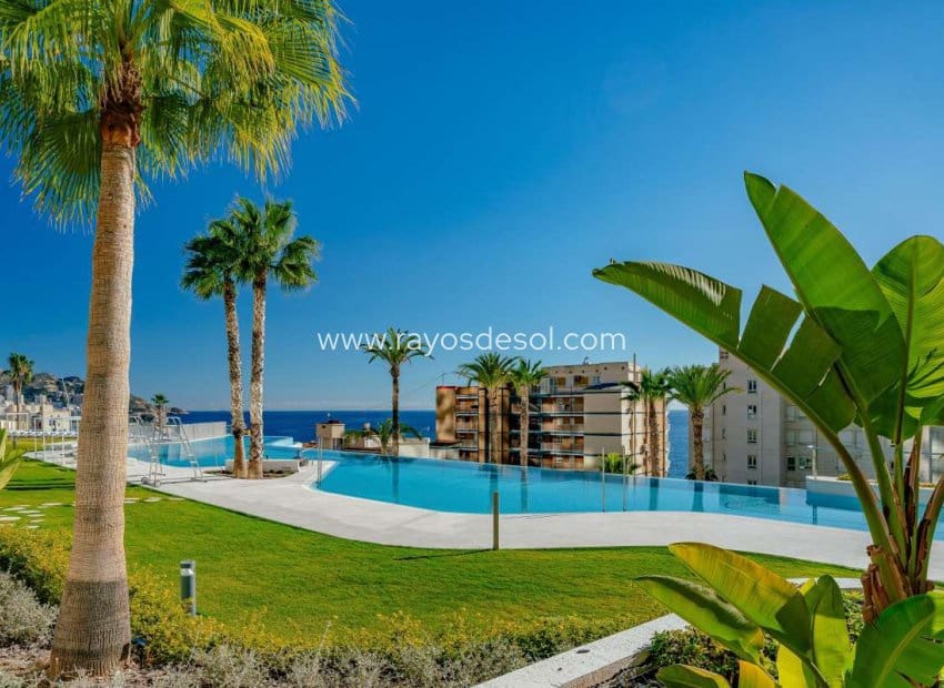 2 sypialnia Apartament na sprzedaż w Benidorm z basenem - 1 600 000 € (Ref: 8713836)