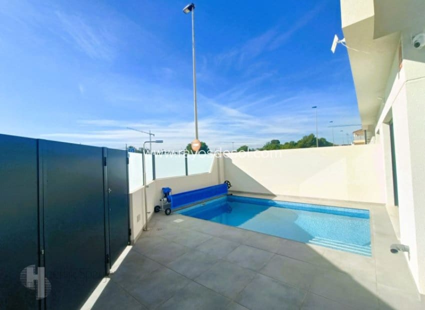 3 soverom Villa til salgs i Santiago de la Ribera med svømmebasseng - € 369 900 (Ref: 8742751)