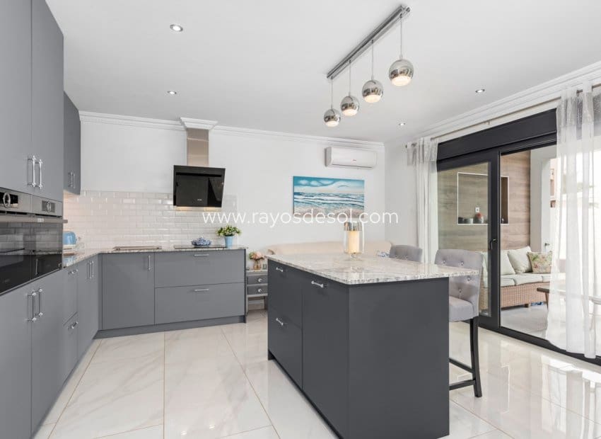 3 sypialnia Willa na sprzedaż w Rojales z basenem - 675 000 € (Ref: 8764442)