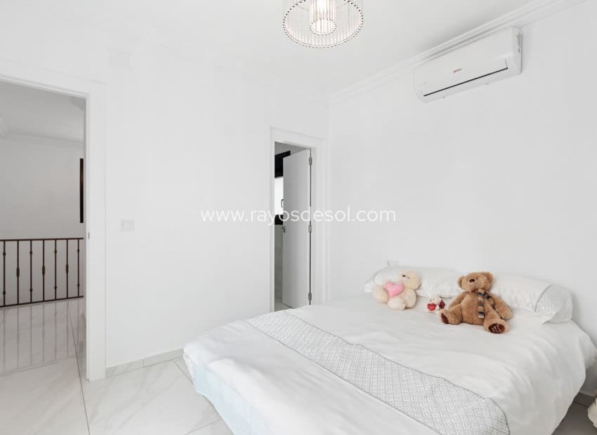 3 sypialnia Willa na sprzedaż w Rojales z basenem - 675 000 € (Ref: 8764442)