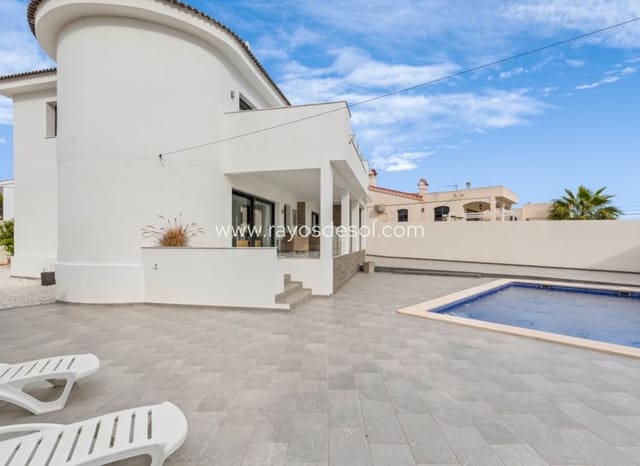 3 Zimmer Villa zu verkaufen in Rojales mit Pool - 675.000 € (Ref: 8764442)