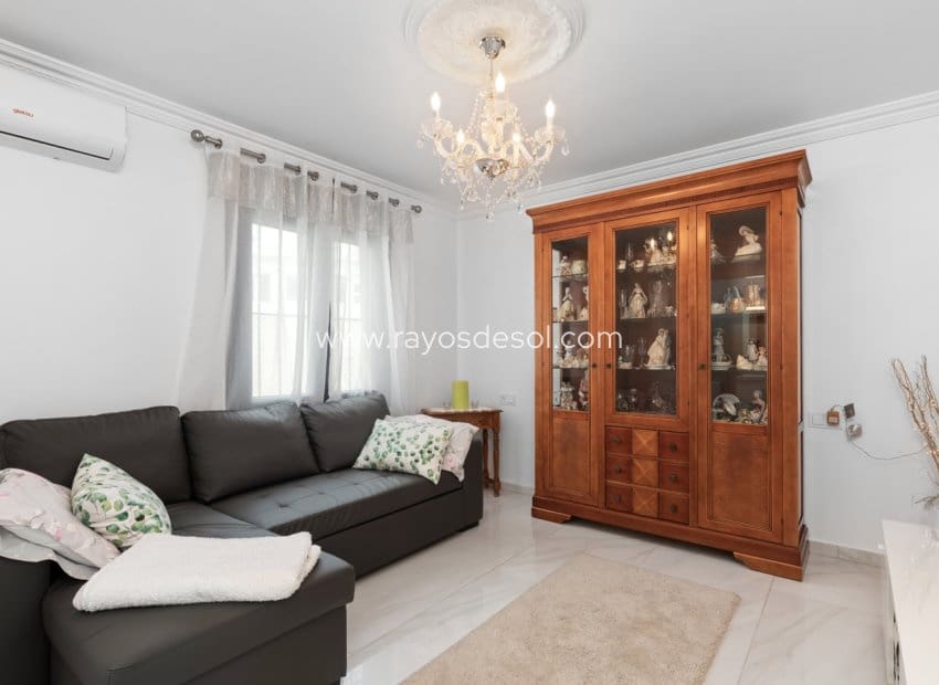 3 sypialnia Willa na sprzedaż w Rojales z basenem - 675 000 € (Ref: 8764442)