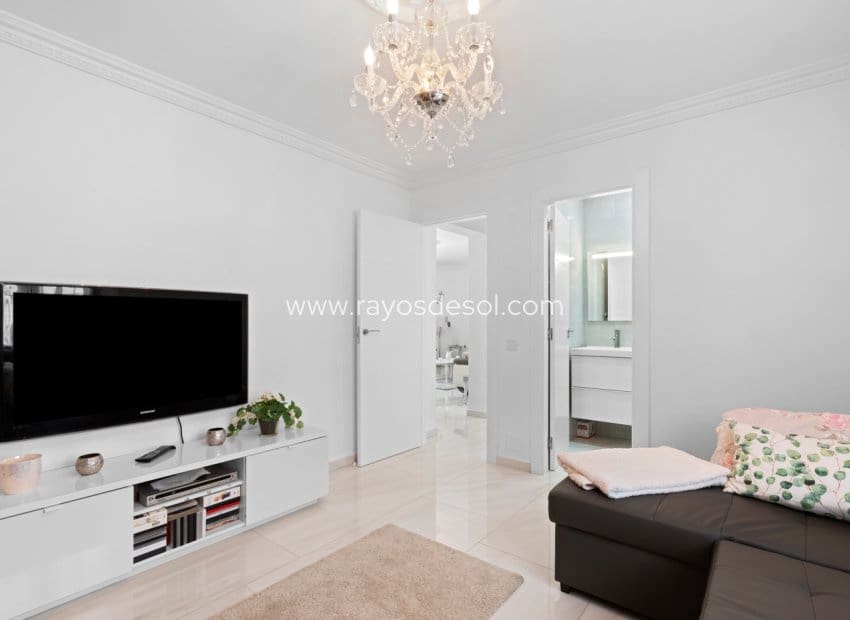 3 sypialnia Willa na sprzedaż w Rojales z basenem - 675 000 € (Ref: 8764442)