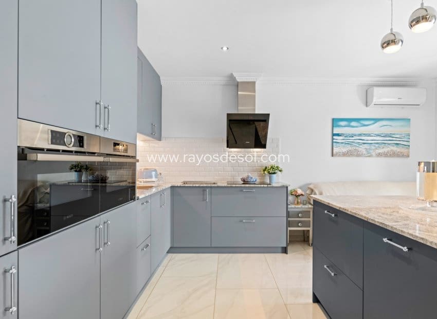 3 sypialnia Willa na sprzedaż w Rojales z basenem - 675 000 € (Ref: 8764442)