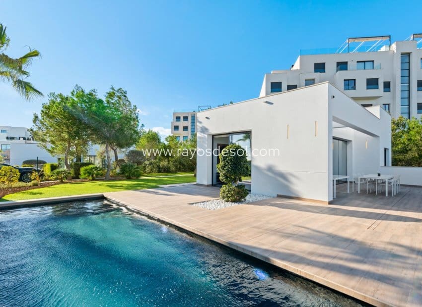 4 slaapkamer Villa te koop in Las Colinas Golf met zwembad - € 799.000 (Ref: 8779044)